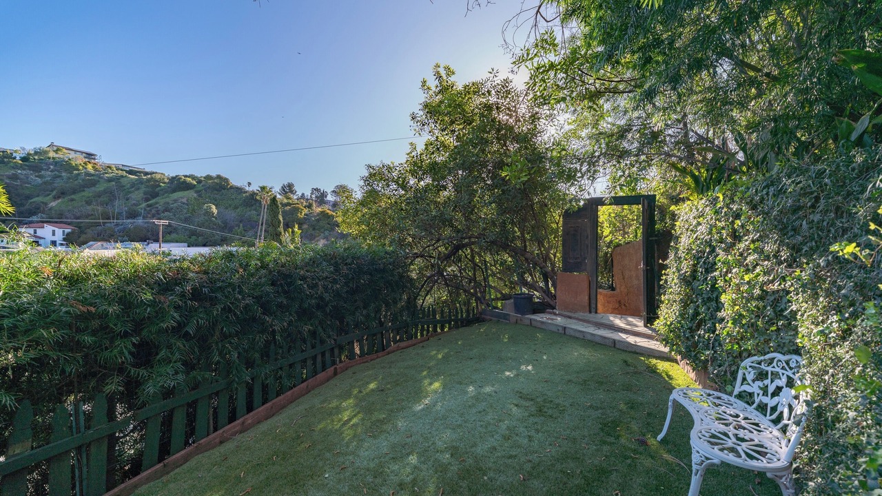 Photo of Outdoor in Beachwood Canyon