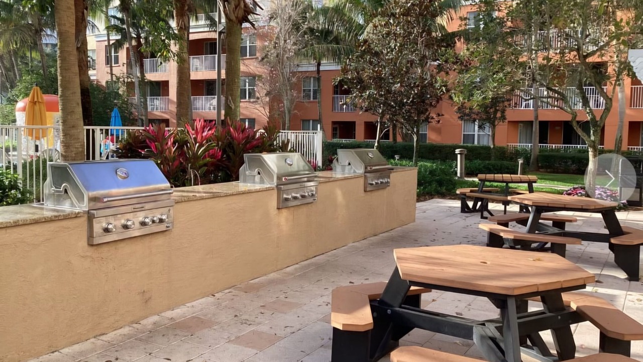 Photo of Outdoor in Weston