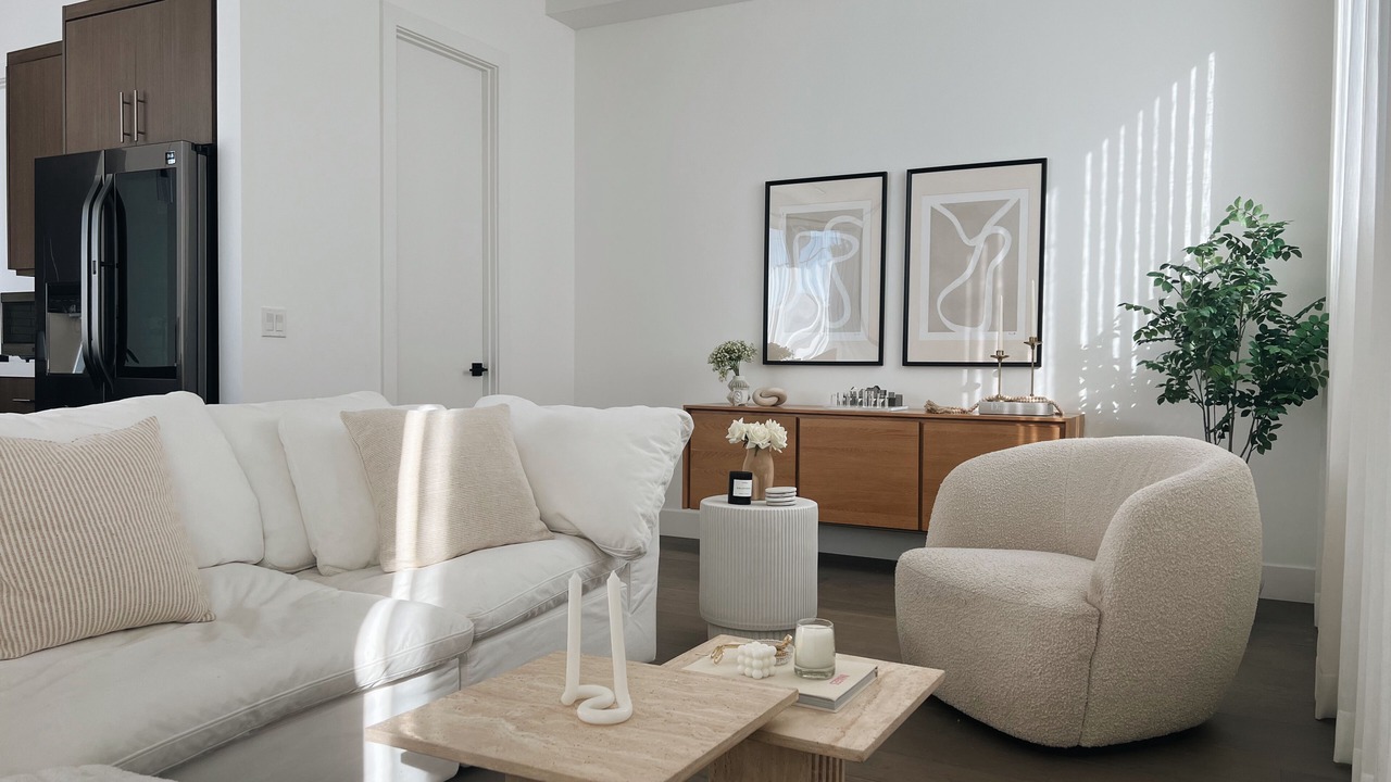 Photo of Livingroom in Rampart Village