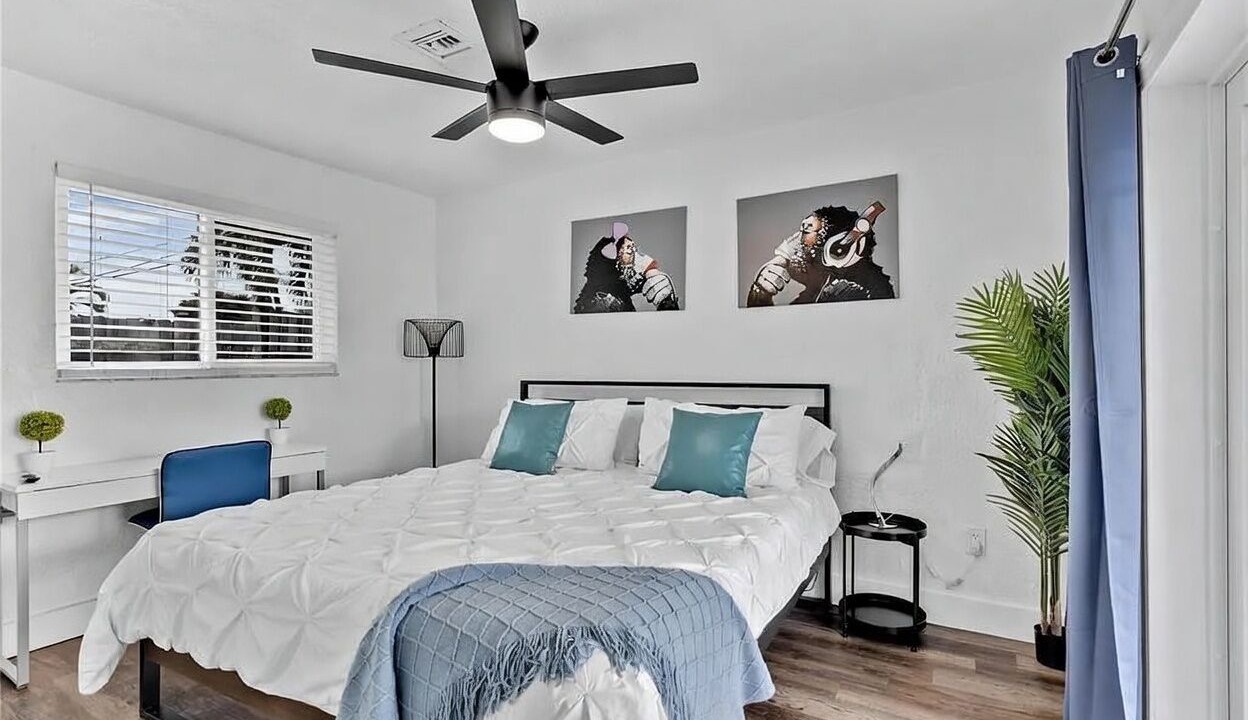 Photo of Bedroom in Driftwood