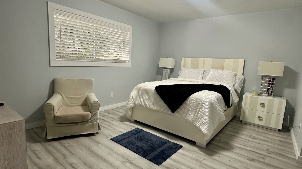 Photo of Bedroom in Inverrary