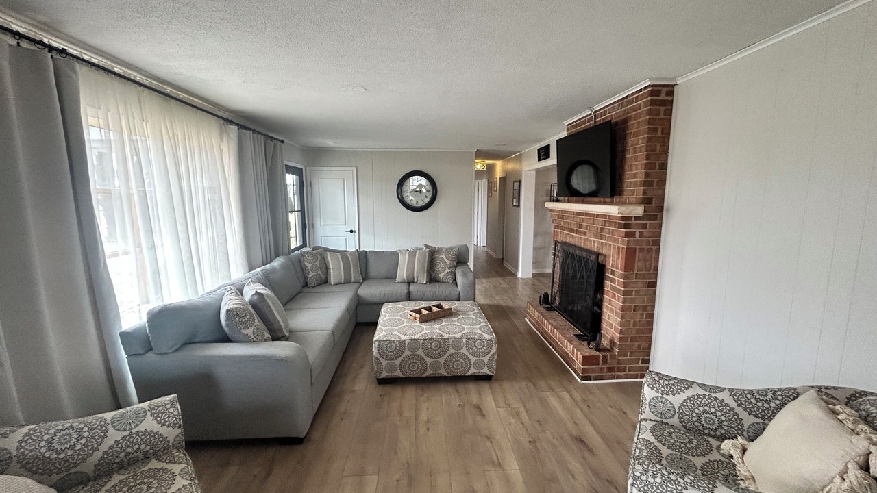 Photo of Livingroom in Madison