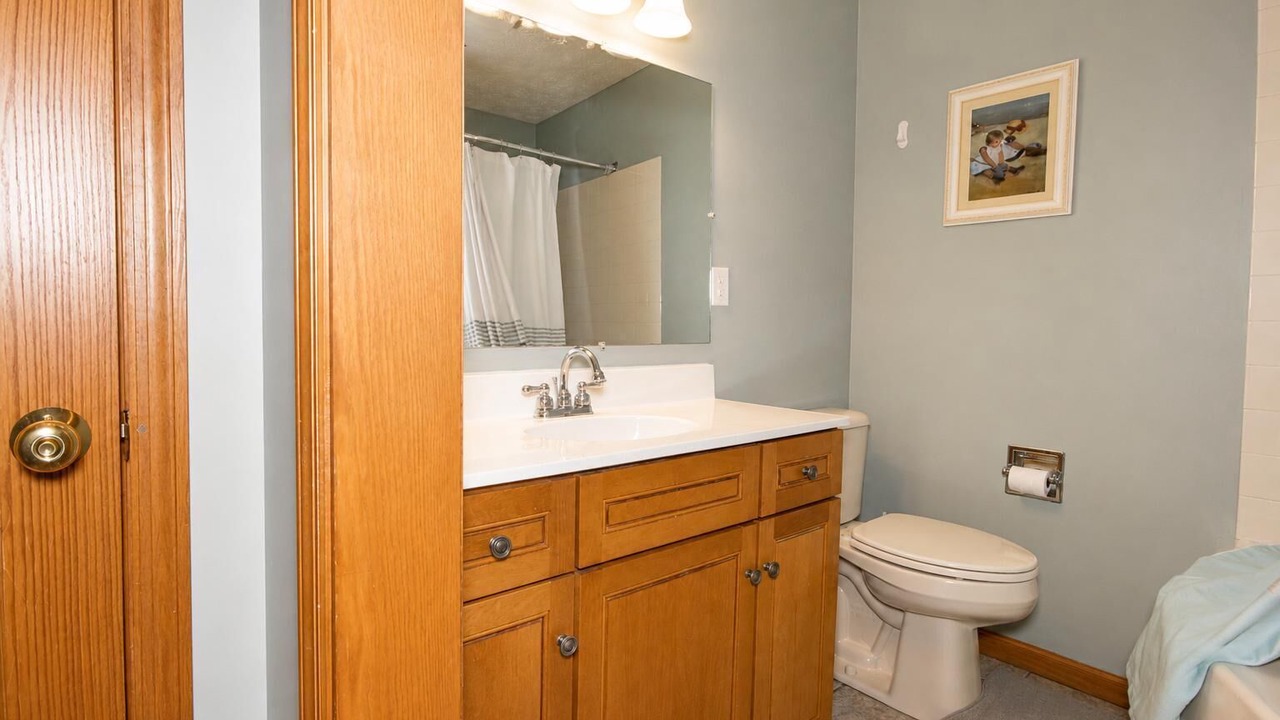 Photo of Bathroom in Snowshoe