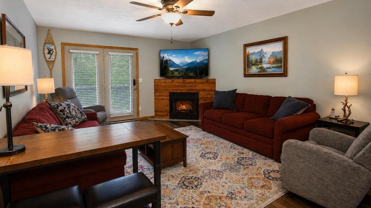 Photo of Livingroom in Snowshoe