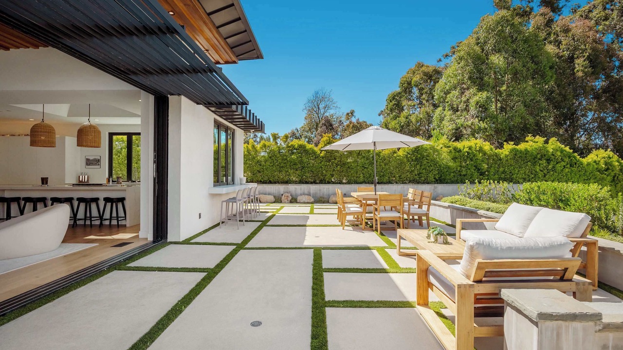 Photo of Outdoor in Central Malibu