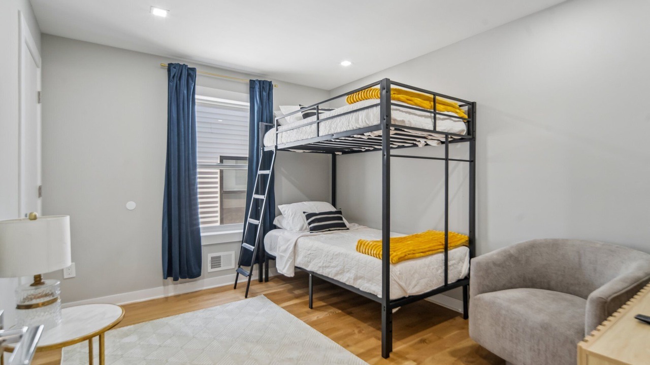 Photo of Bedroom in Linden