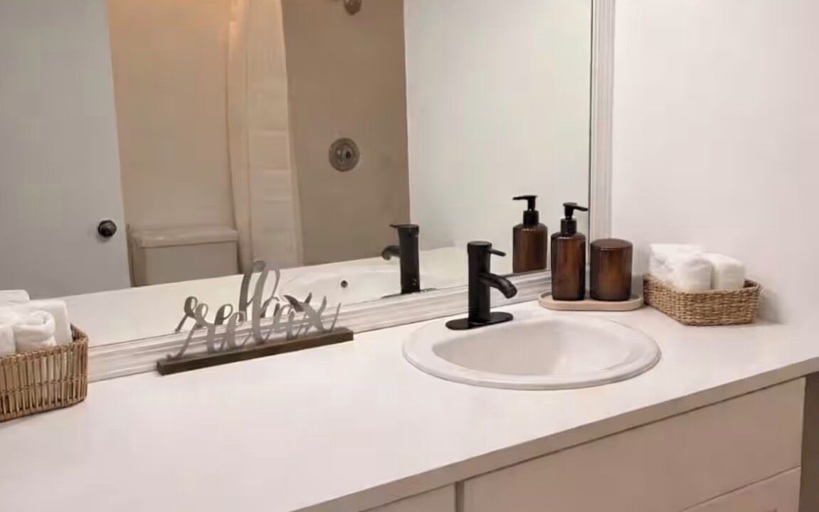 Photo of Bathroom in Davie