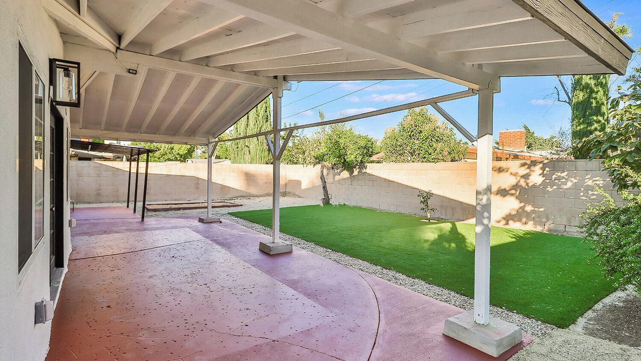 Photo of Patio Balcony in Canoga Park