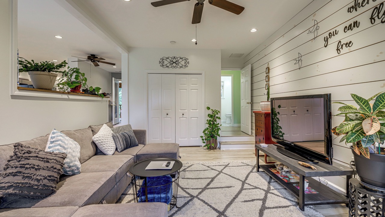 Photo of Livingroom in Allen