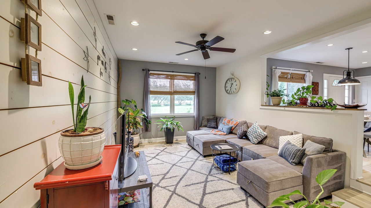 Photo of Livingroom in Allen