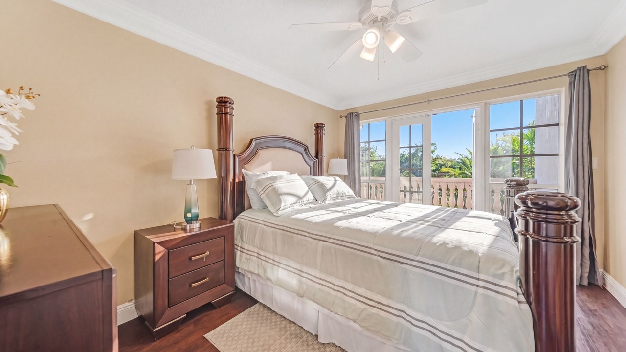 Photo of Bedroom in Coconut Creek