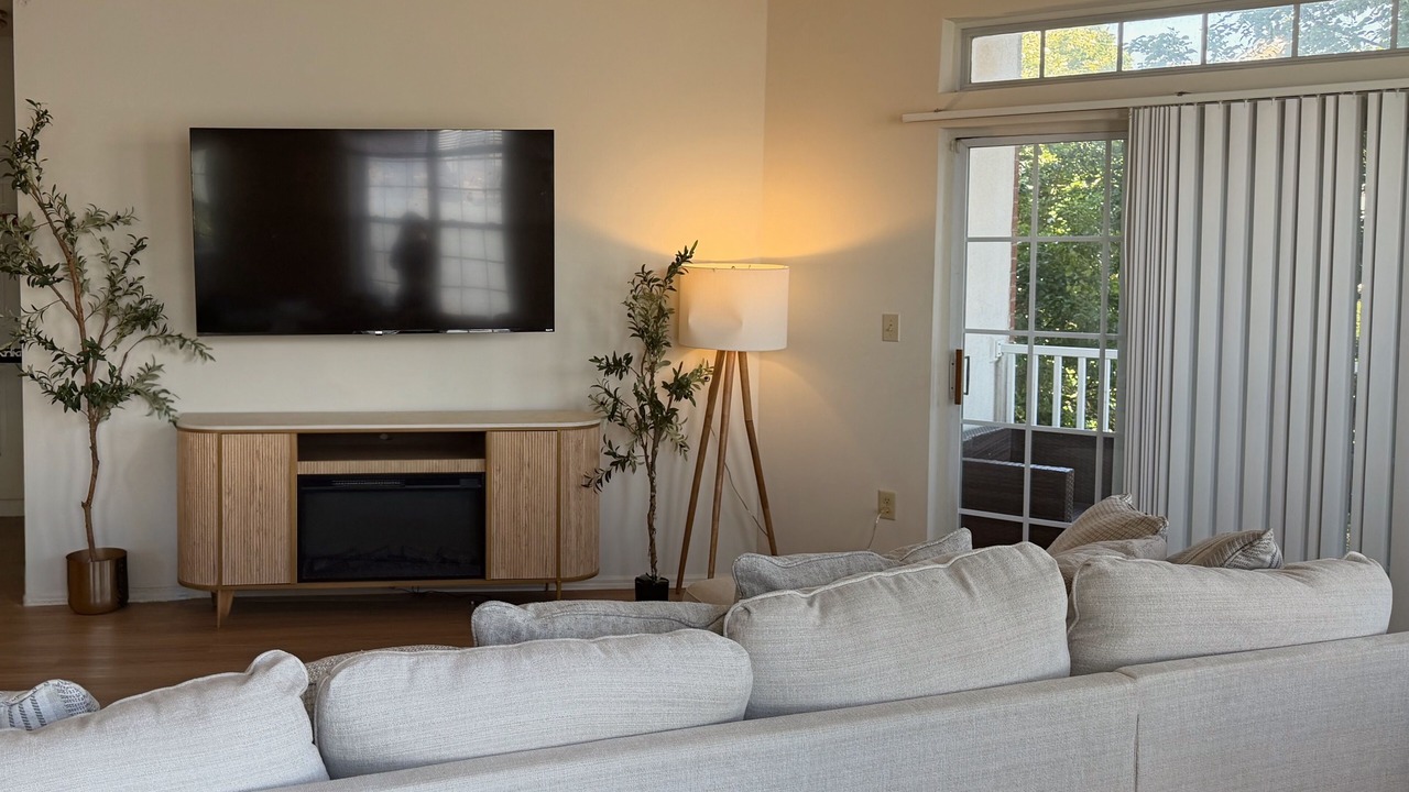 Photo of Livingroom in West New York