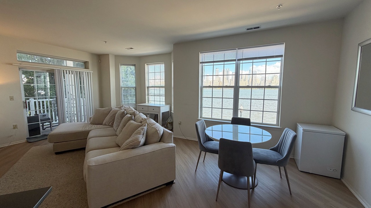 Photo of Livingroom in West New York
