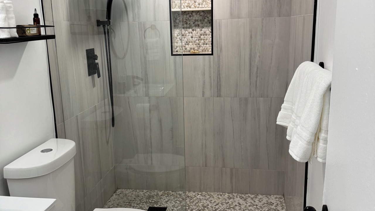 Photo of Bathroom in Miami Gardens