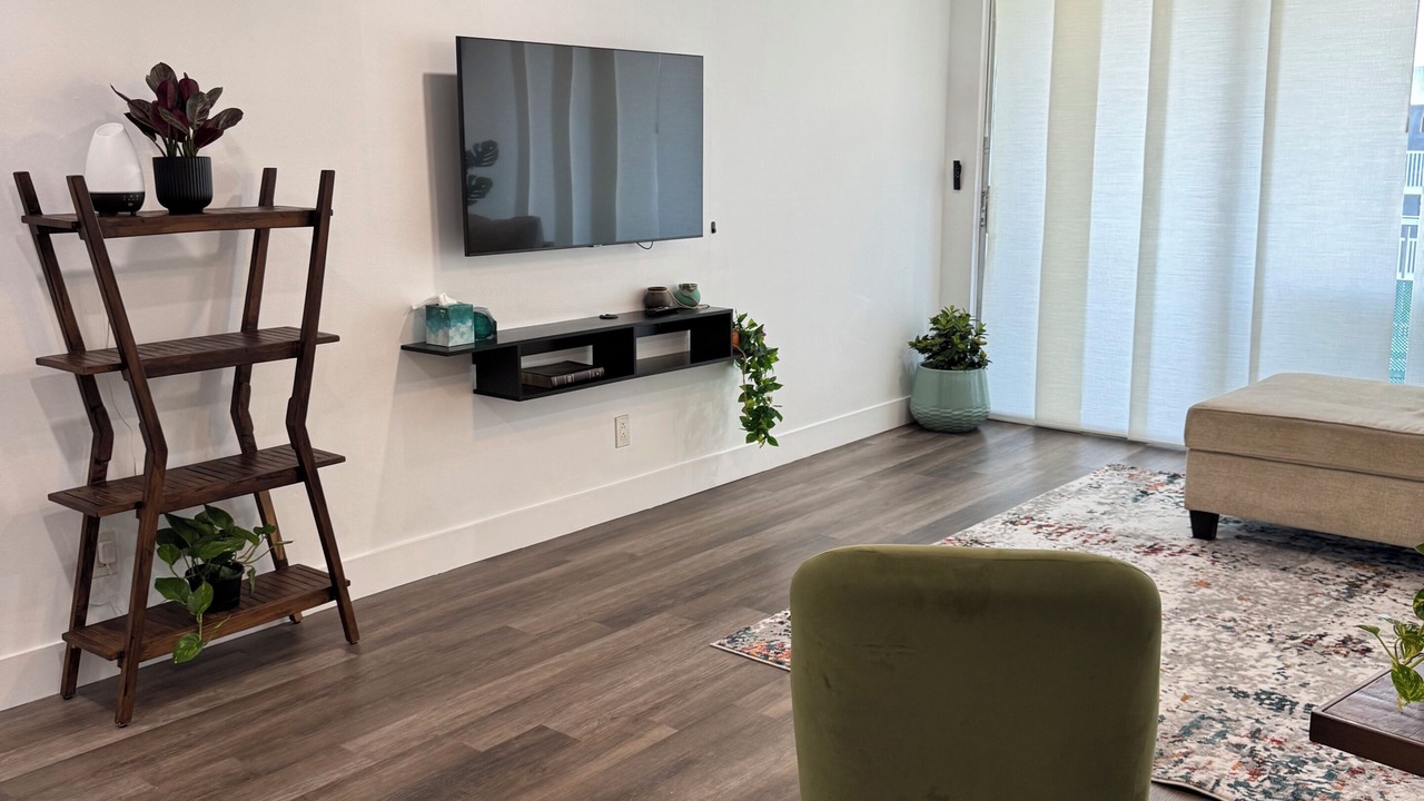 Photo of Livingroom in Miami Gardens