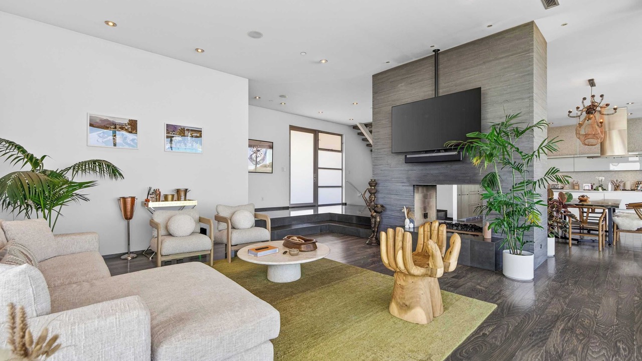 Photo of Livingroom in Malibu