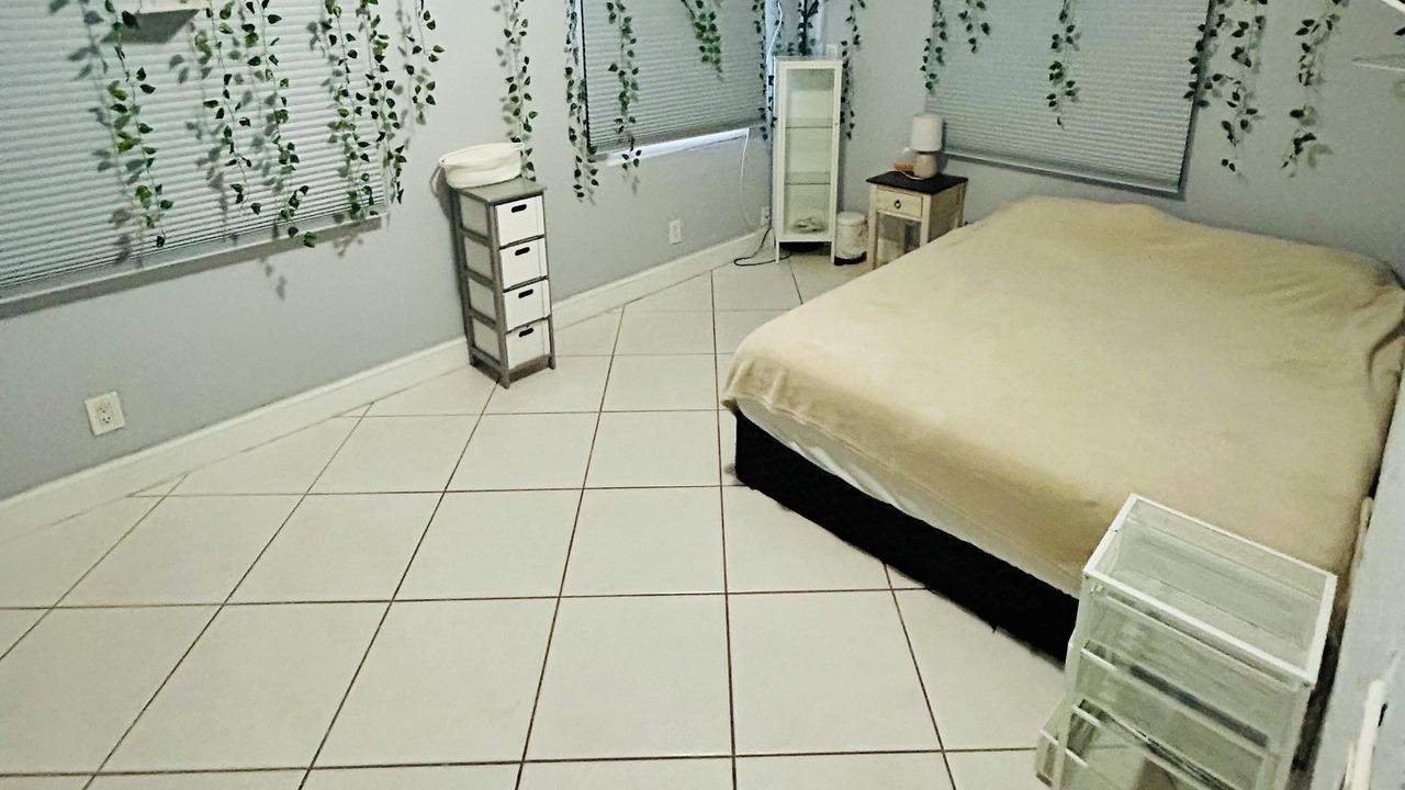 Photo of Bedroom in Survey Creek