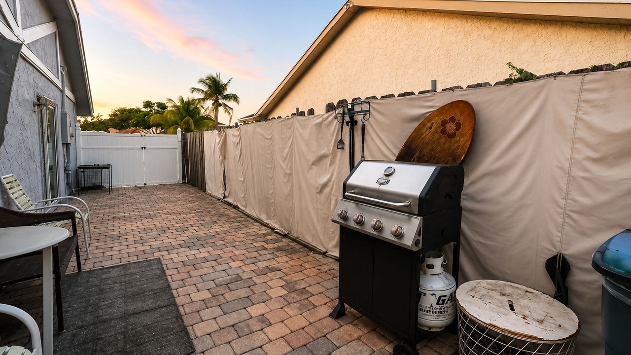 Photo of Patio Balcony in Survey Creek
