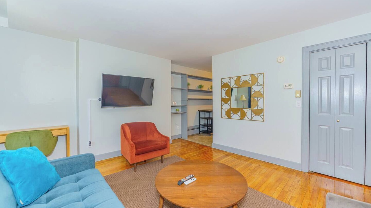 Photo of Livingroom in Downtown Albany