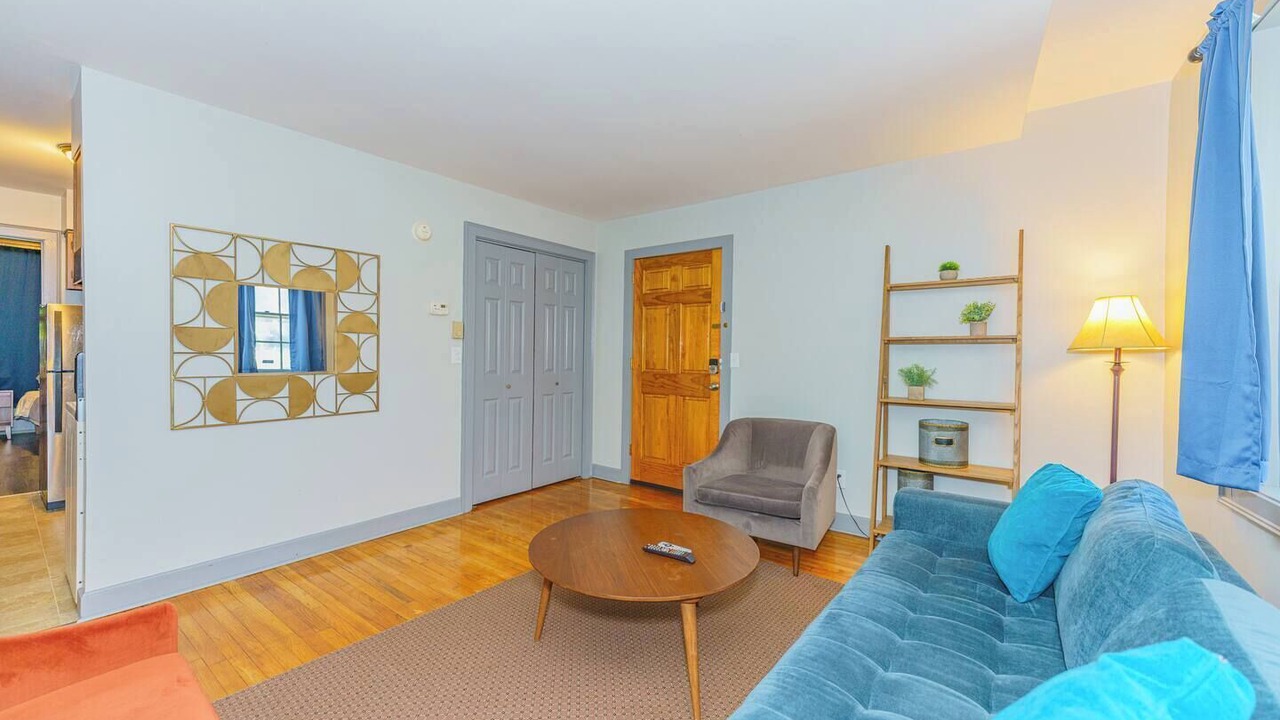 Photo of Livingroom in Downtown Albany