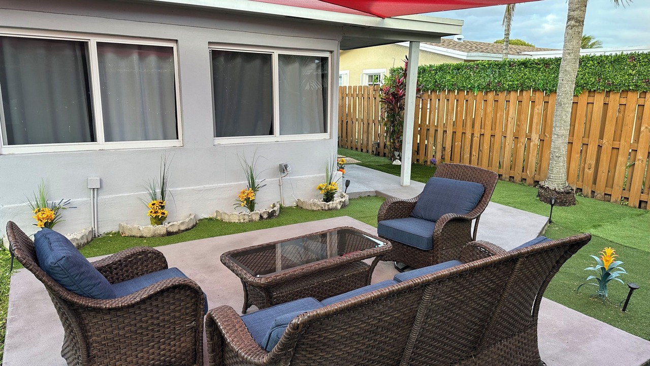Photo of Patio Balcony in Sunrise