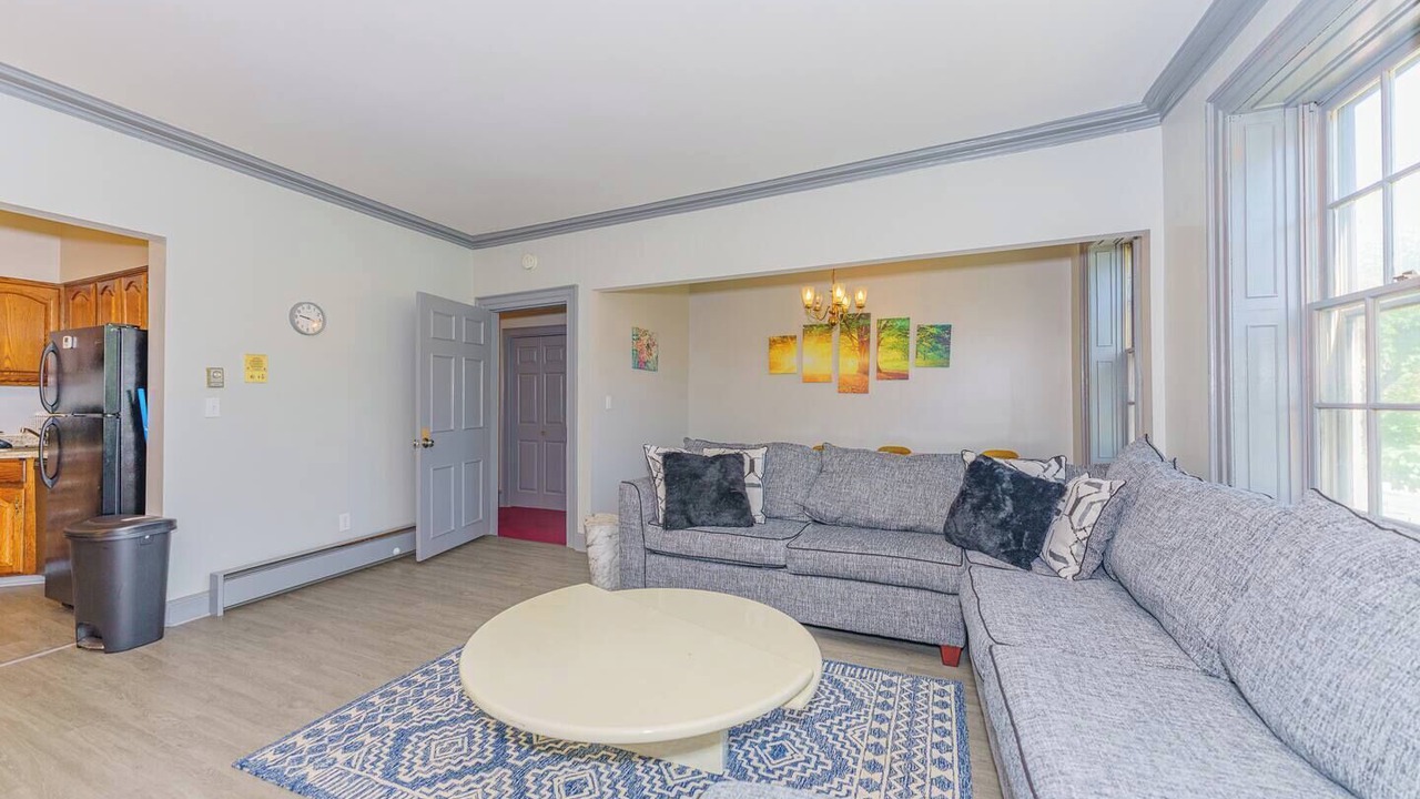 Photo of Livingroom in Downtown Albany