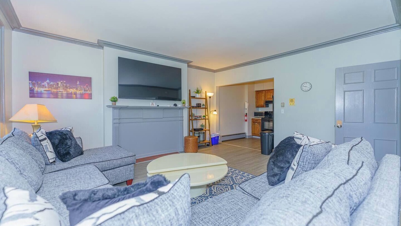Photo of Livingroom in Downtown Albany