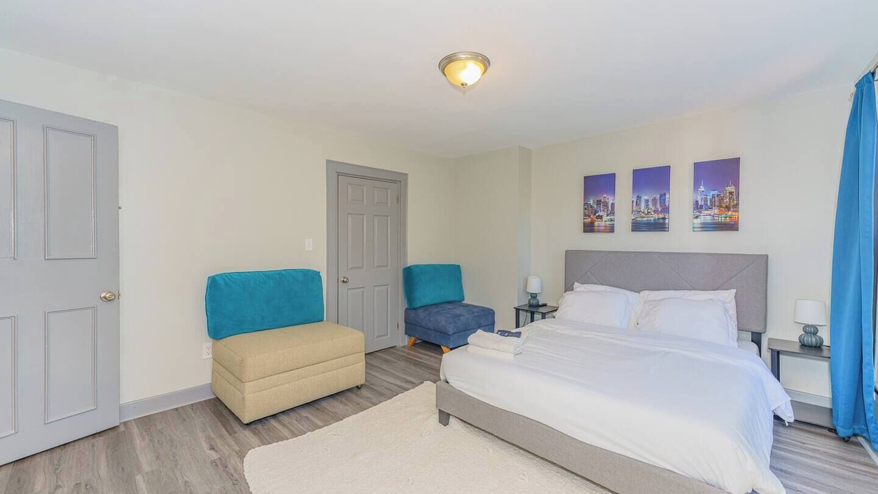 Photo of Bedroom in Downtown Albany