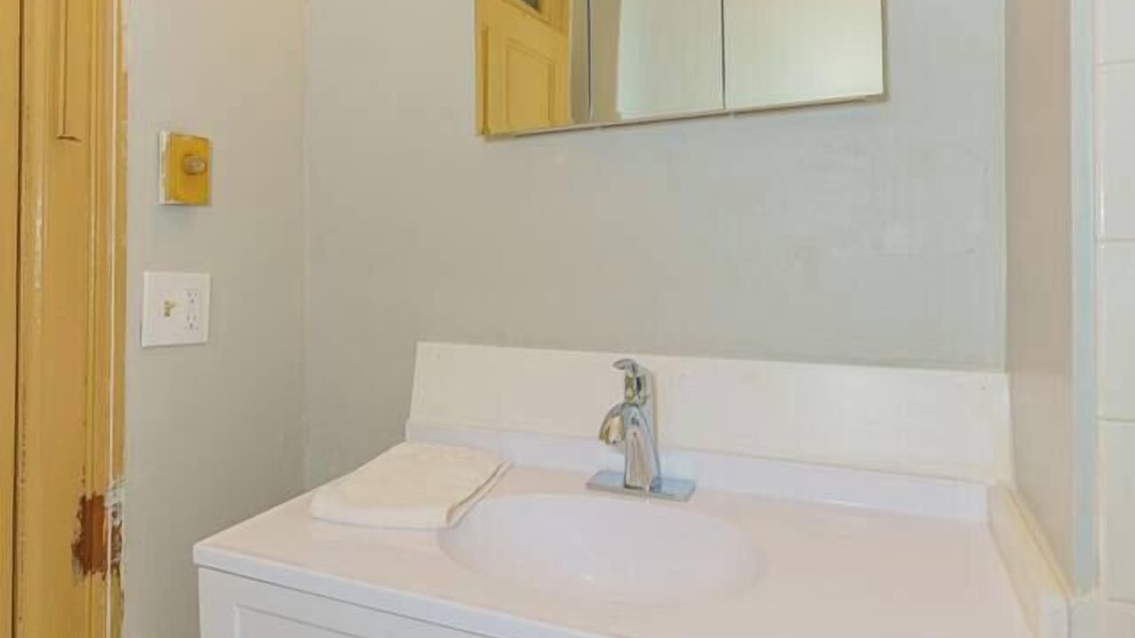 Photo of Bathroom in Downtown Albany