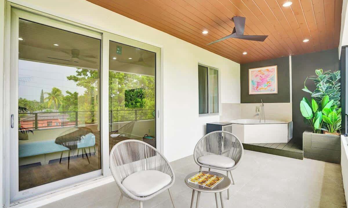 Photo of Patio Balcony in Lake Ridge