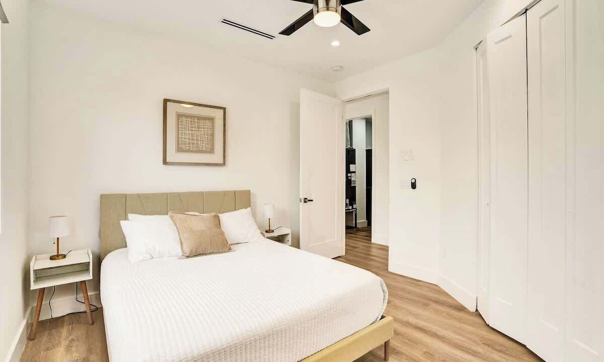 Photo of Bedroom in Lake Ridge