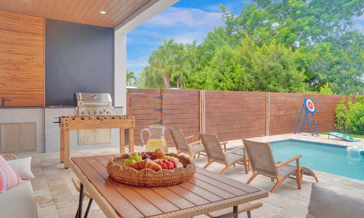 Photo of Patio Balcony in Poinsettia Heights
