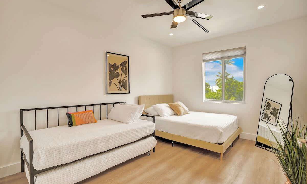 Photo of Bedroom in Poinsettia Heights