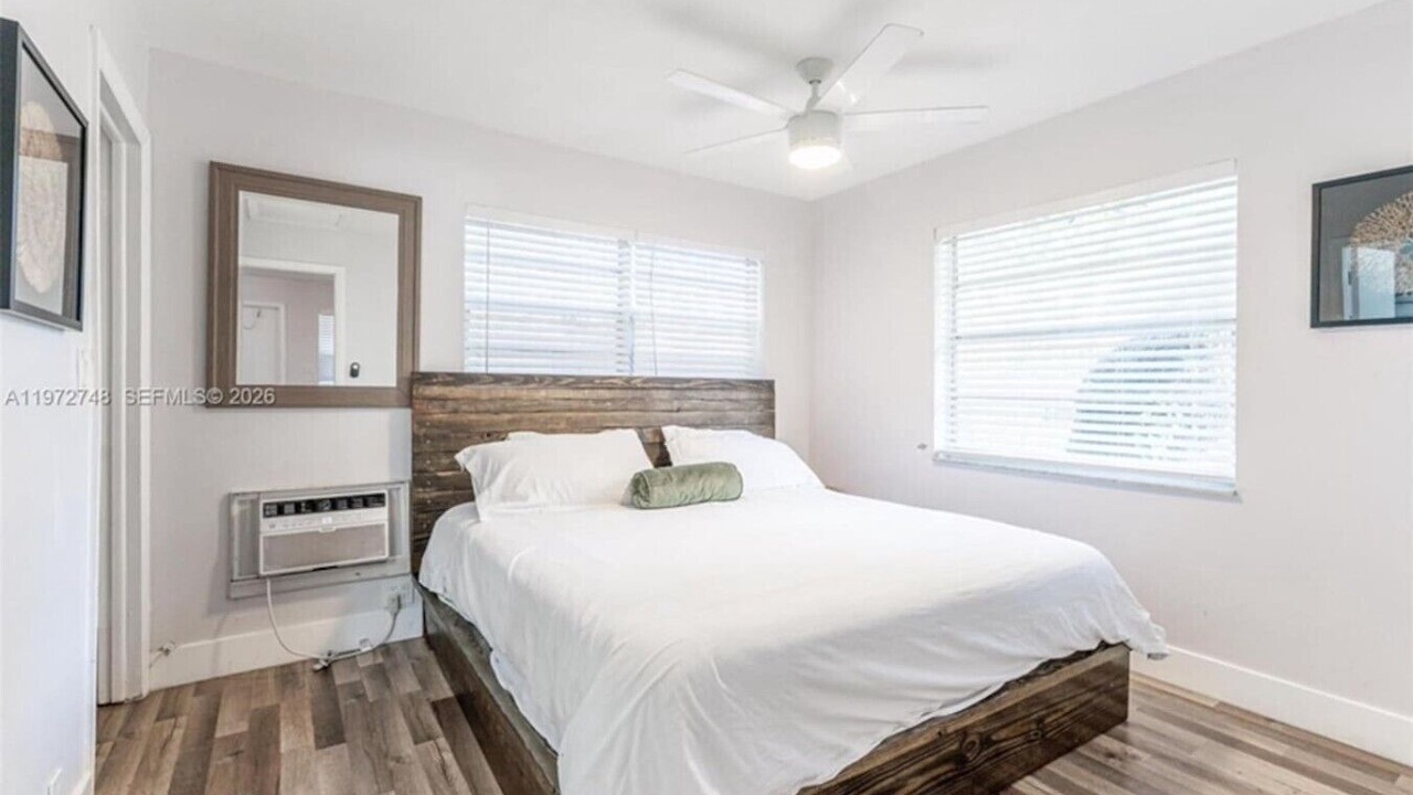 Photo of Bedroom in Sailboat Bend