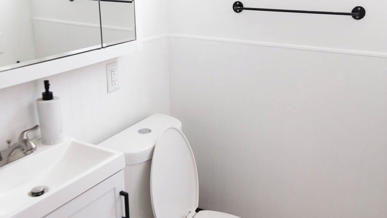 Photo of Bathroom in Coral Ridge Isles