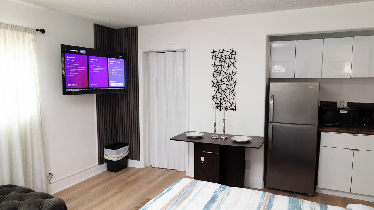 Photo of Bedroom in Coral Ridge Isles