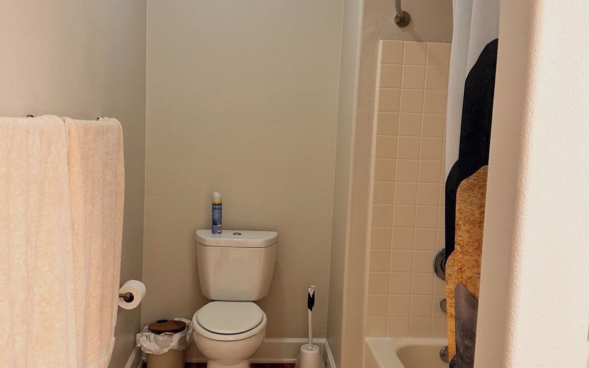 Photo of Bathroom in La Brea