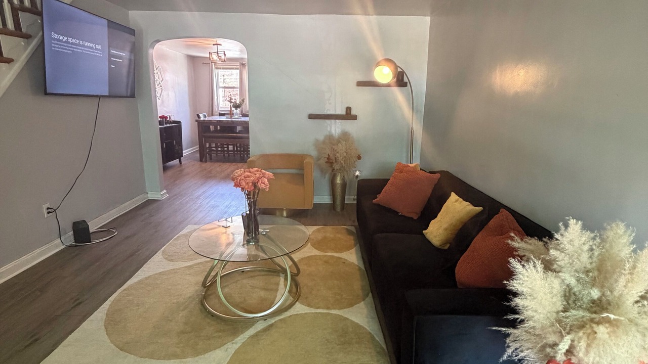 Photo of Livingroom in Darby