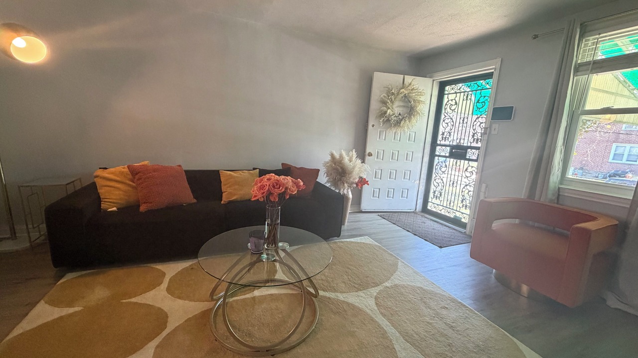 Photo of Livingroom in Darby