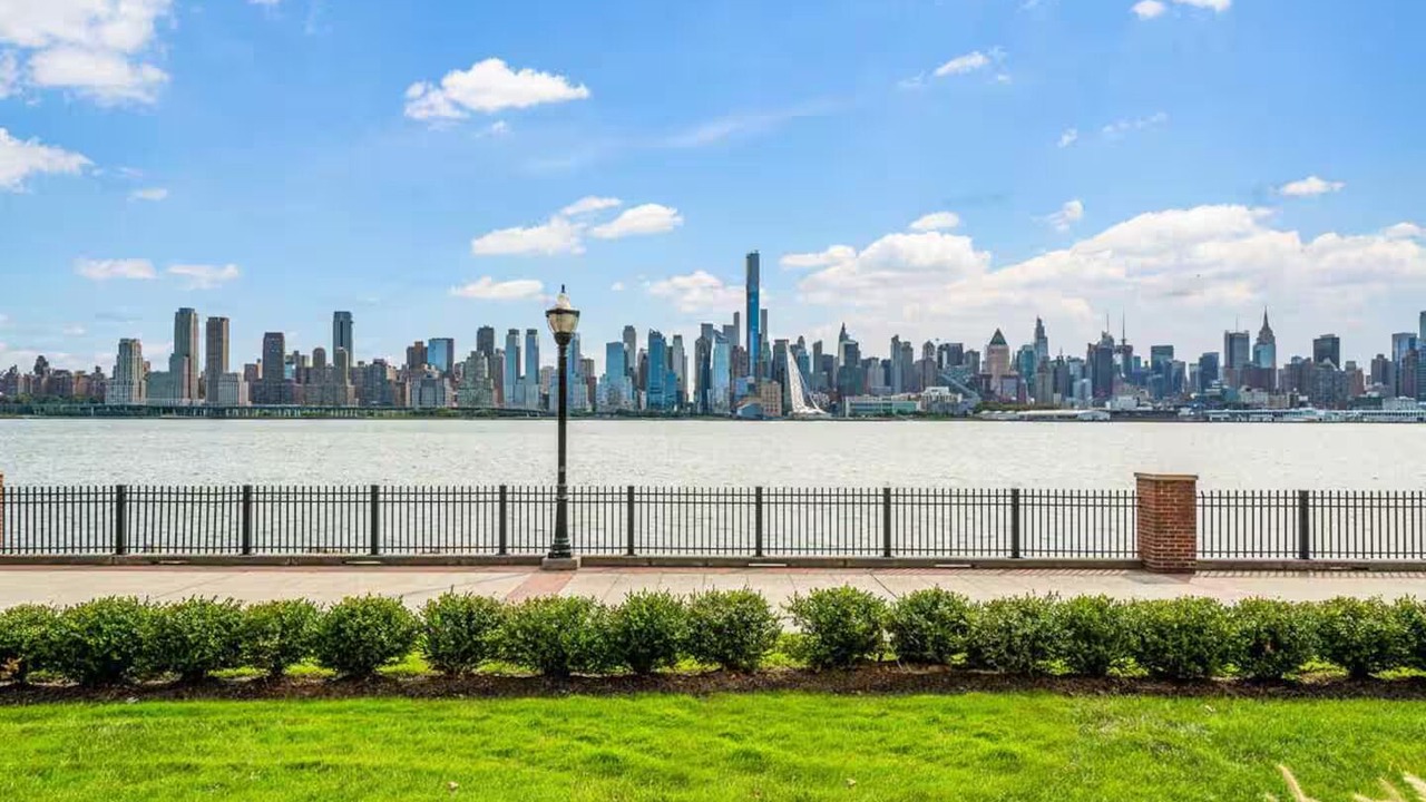Photo of Others in Weehawken