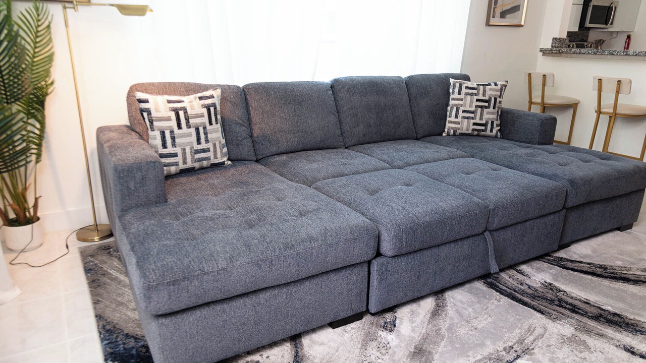 Photo of Livingroom in Coral Ridge Isles