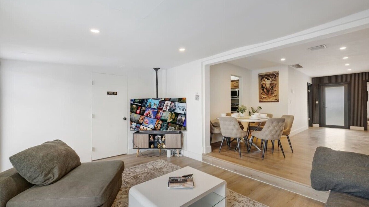 Photo of Livingroom in West Hollywood