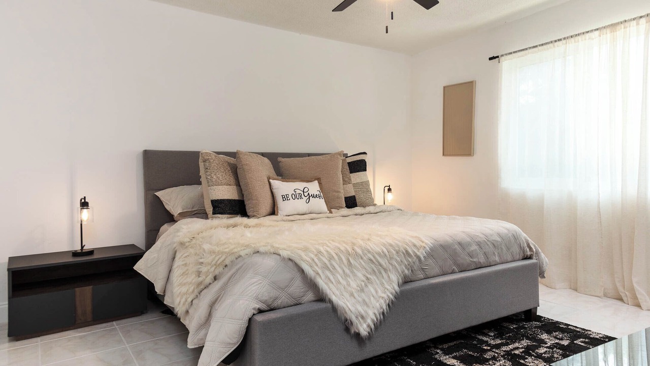Photo of Bedroom in Coral Ridge Isles