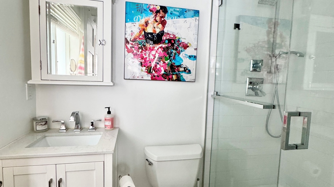 Photo of Bathroom in Santa Barbara Estates