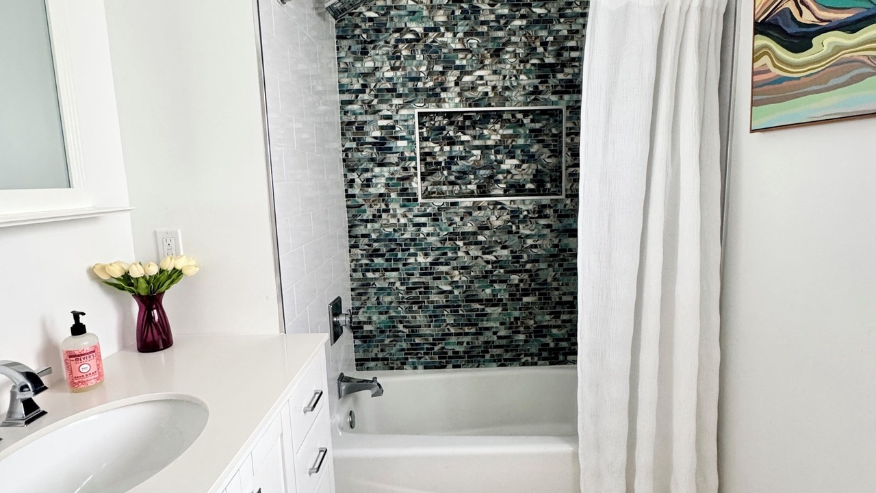 Photo of Bathroom in Santa Barbara Estates