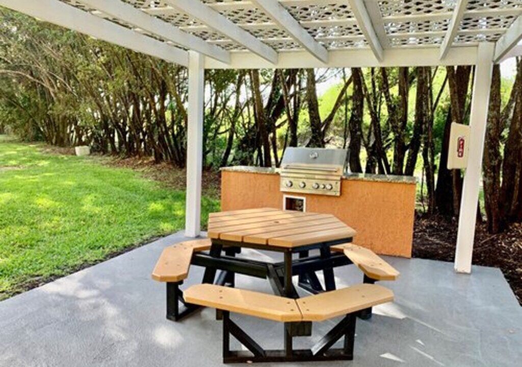 Photo of Outdoor in Weston