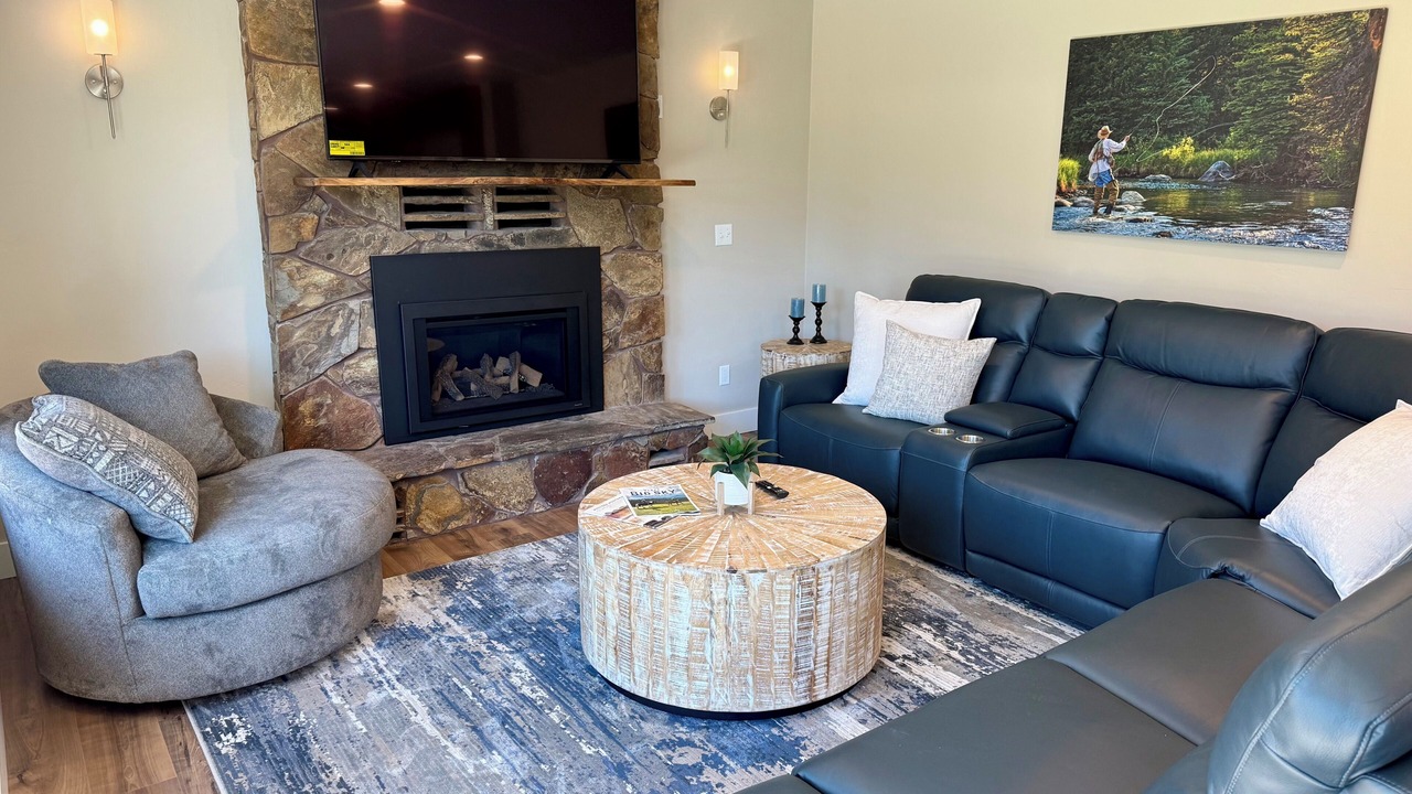 Photo of Livingroom in Finley Point