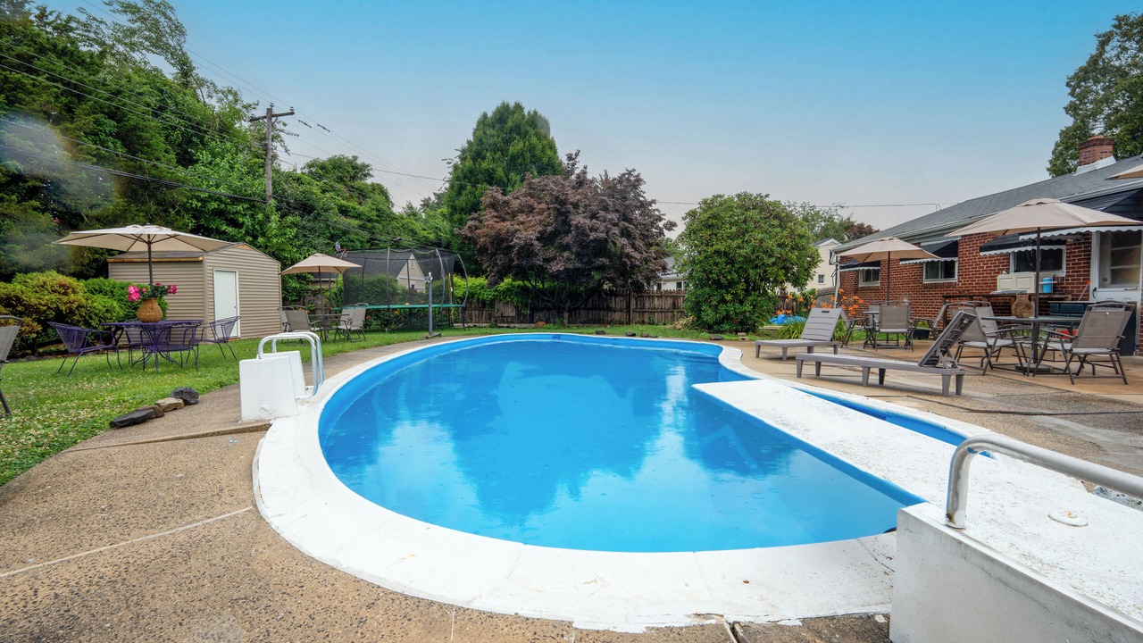 Photo of Outdoor in Aston
