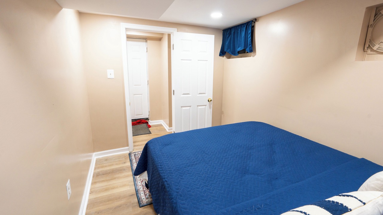 Photo of Bedroom in Aston