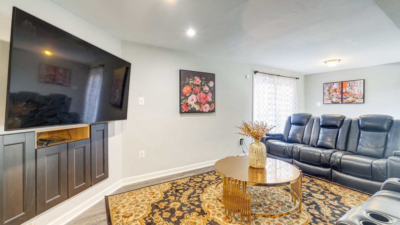 Photo of Livingroom in Dale City